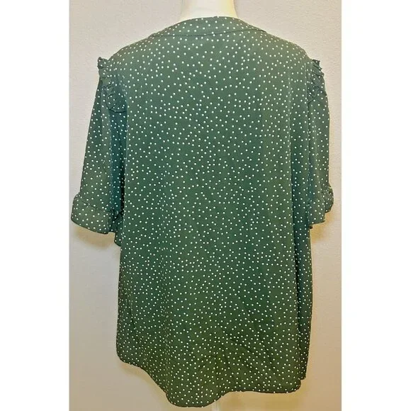 BloomChic Green & White Polka Dot V Neck Ruffle Blouse Plus Size 22/24 - Picture 4 of 8